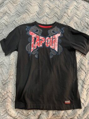 Tapout Baby Tee Black Tee with Red and Blue Graphic
